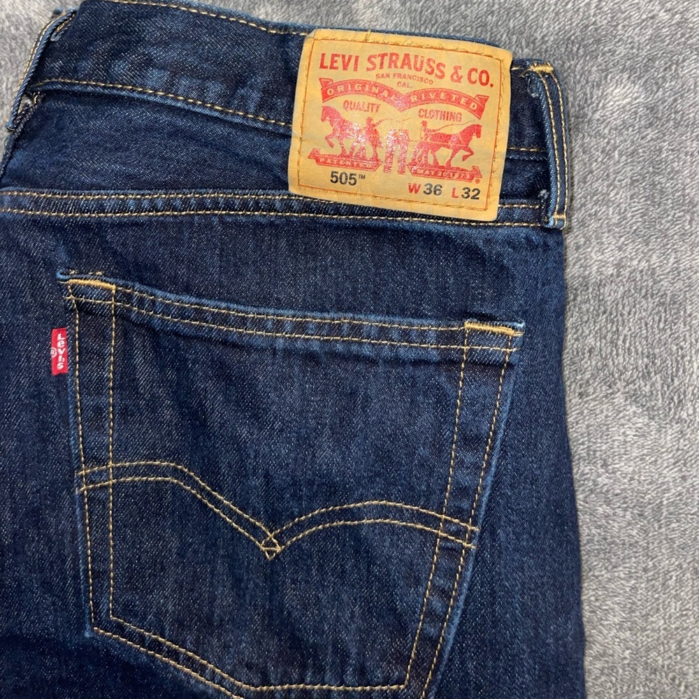 Levi’s 505
36x32